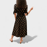 MÁRIA™ | Valentina | Modern pöttyös ruha
