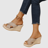 MÁRIA™ | Nives | Elegáns magassarkú szandál