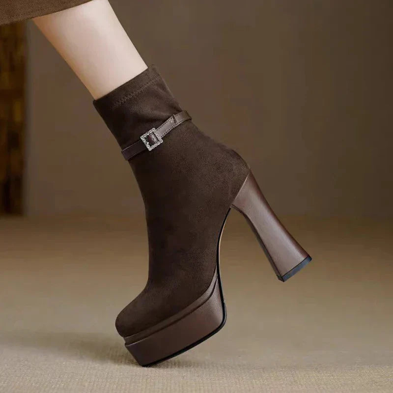 MÁRIA™ | Diána | Luxus Csizma