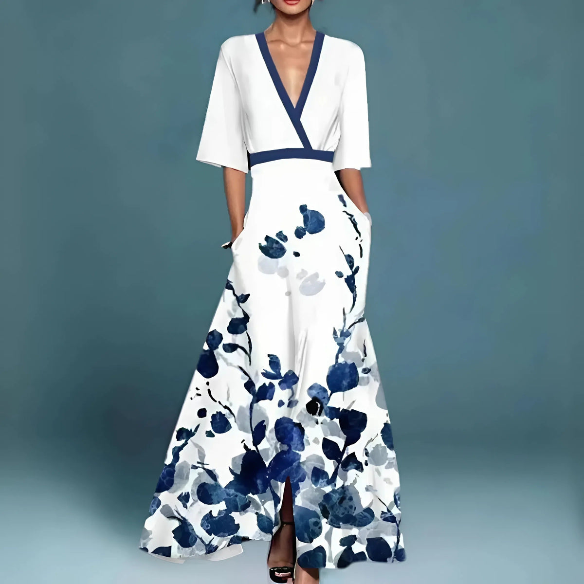 MÁRIA™ | Valentina | Elegáns hosszú ruha mély nyakkivágással
